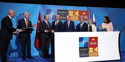 Tirkiye: Em piştgiriyê didin endamtiya Swêd û Fînlandê