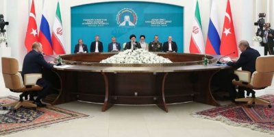 Her 16 xalên daxuyaniya hevbeş a Rûsya, Îran û Tirkiyê