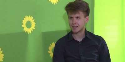 Parlamenterekî Alman: Di berjewendiya me de ye em Komkujiya Şinaglê weke cenosîd nas bikin