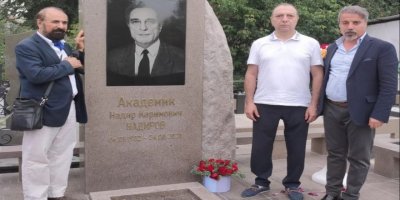 Ez pir bêriya te dikim Apê Nadir!