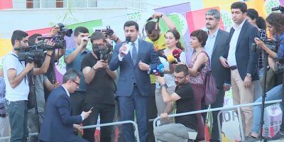 Mafnas û şîrovekarên siyasî piştgiriya peyamên Demîrtaş dikin