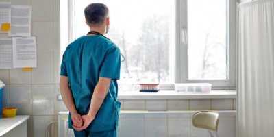 TTB: Îsal 2135 pizîşkan serî li belgeya çûna derve dane