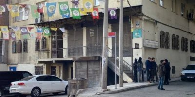 Polîsan bi ser Navenda Giştî ya DBPyê de girtiye