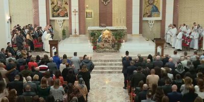 Pîrozbahiyên Cejna Christmasê li dêrên Başûrê Kurdistanê dest pê kir