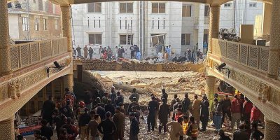 Li Pakistanê di nav mizgeftekê de teqîn: Herîm kêm 17 kuştî û 90 birîndar hene