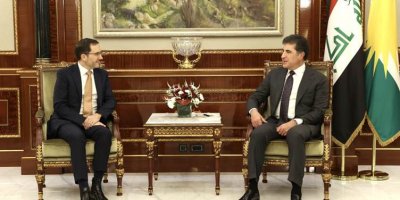Nêçîrvan Barzanî û Balyozê Brîtanyayê yê Iraqê li ser 5 mijaran civiyan