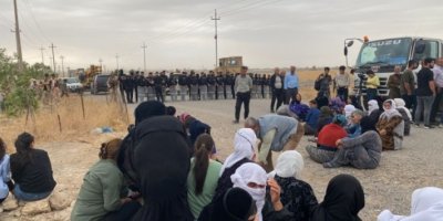 Artêşa Iraqê Kampa Mexmûrê dorpêç kir