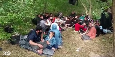 Hefteyek e 81 Şingalî di navbera Tirkiye û Yûnanê de asê mane