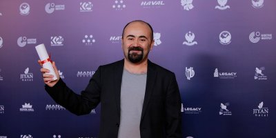 Fîlma Yilmaz Ozdil li Îtalyayê Xelata Baştirîn Kurtefîlma Mafên Mirovan wergirt