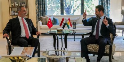 Qubad Talebanî: Me bi Hakan Fîdan re behsa pirsa Balafirgeha Silêmaniyê kir