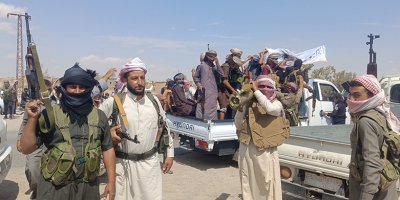 ENKS: Nabe şerê HSD û Encûmena Leşkerî ya Dêrazorê veguhêre şerekî Erebî-Kurdî