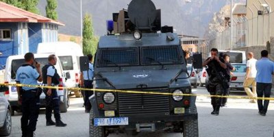 Li Şirnexê wesayîta zirxî ya leşkerî li zarokekî qelibî