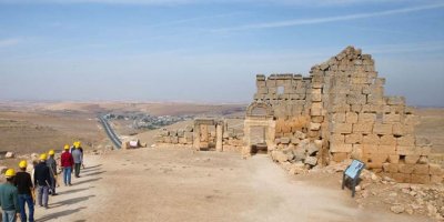 Li Keleha Zerzevanê deriyê Perestgeha Mîtrayê hat dîtin