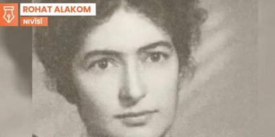 Sîma Semend: 'Qîza kurde aza, binivîse…'