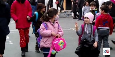 Zarokên Bakurê Kurdistanê zimanê dayîkê bi dersên bijarte nas dikin