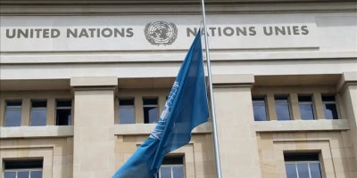 Ala Neteweyên Yekbûyî ji bo şîna Reîsî daxistin nîvî