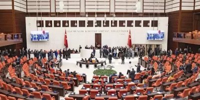 Serokê Parlamena Tirkiyê sedema ji Kurdî re dibêjin ‘Zimanê X’ eşkere kir: Nêrîna Şexsî ye!