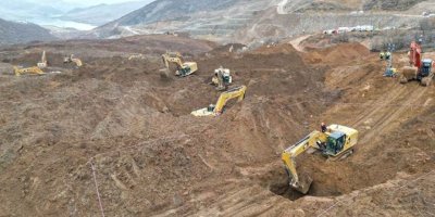 Erzingan: Termên 3 karkerên din hatin dîtin