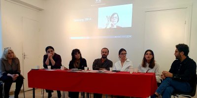 Komxebata Zozan li Parisê berhemên xwe pêşkêş kirin