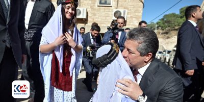 Serokwezîr Mesrûr Barzanî alîkariyên darayî pêşkêşî rizgarbûyên destê DAIŞê dike