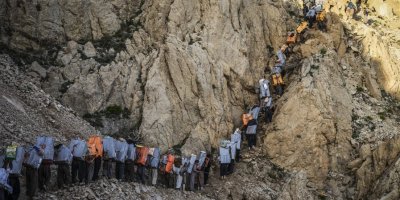 Ji destpêka meha tebaxê ve 14 kolber hatine kuştin û birîndarkirin