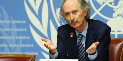 Pedersen ji Îranê re: Divê em xitimandina Komîteya Destûrê ya Sûriyeyê bişkînin