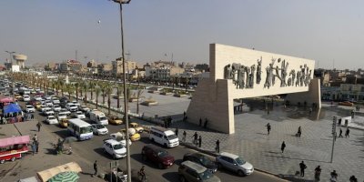 Şandeke Amerîkayî bi awayekî nihênî serdana Bexdayê dike û peyameke tund dide hikûmeta wê