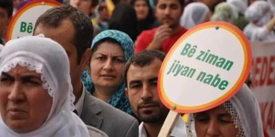 AK Partî: Di destûra nû de mafê zimanê dayikê û efûya giştî tune ye