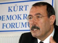 Di 2007ê de bi navê "Kurd Demokrasî Formu" ava dibe, Ferûdun Yazar dibe serokê Formê.