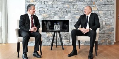 Îlham Alîyev li Davosê Mesrûr Barzanî vexwend Bakuyê