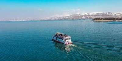 Şaredariya Wanê ji bo jinan pirtûkxaneyeke ji keştiyê vekir