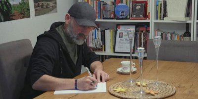 Wergera berhemên helbestvanê ji Efrînê Husên Hebeş bi 35 zimanan hatiye kirin