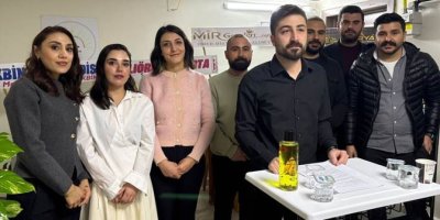 Konya - Kurdên Anatolyaya Navîn ji bo Kurdî komeleyek vekir