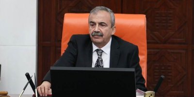 Sirri Sureyya Onder: Ti şertên Ocalan nînin