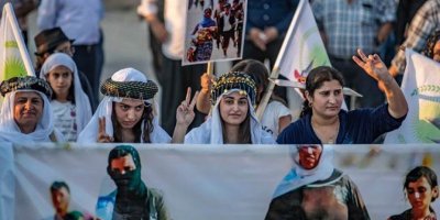 Rêxistinên Êzidiyan ji Şamê xwest ku danezana destûrê vekişîne