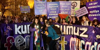 Hesabê Xê yê 12 rêxistinên jinan hat astengkirin