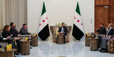 Hikûmeta Sûriyeyê ya nû wezaretan bi Kurd û Kiristiyan û Dirûzan dide