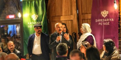 Nivîskar di şevê de hatin gel hev