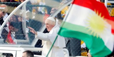 Papayê Vatîkanê mir