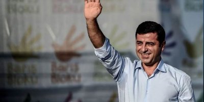 Selahattîn Demîrtaş: Em vê gava dîrokî bi coş pêşwazî dikin
