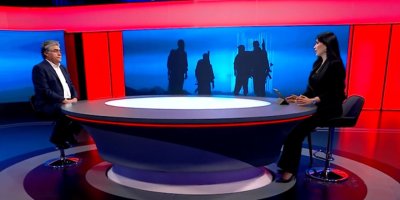 Ozçelîk: Em piştgiriya çekdanîna PKKê dikin, lê muxatab divê hemû kurd bin