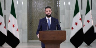 Ehmed Şera: Em rê nadin Sûriye parçe bibe