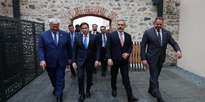 STENBOL - Civîna sêalî ya Tirkiye-Amerîka-Ukraynayê bi dawî bû