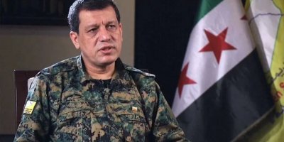 Mezlûm Ebdî vekişîna hêzên Amerîka rexne kir: Gefa DAIŞê zêdetir bûye