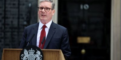 Serokwezîrê Brîtanyayê: Nabe ku Îran çekên atomî çêke