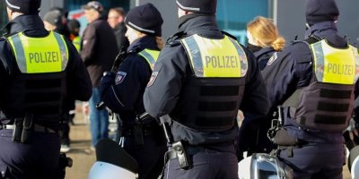 Li Almanyayê derbarê zêdetirî 6 hezar welatiyên Tirkiyeyê de biryara girtinê heye