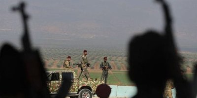 SOHR: Çekdarên Emşatê û Îstixbarata Tirkiyeyê bi ser mala Kurdekî de girt