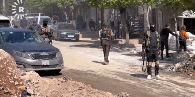 Hêzên Sûriyeyê li derdora taxên Kurdan belav bûn