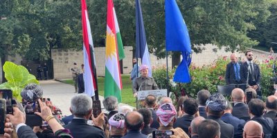 PWK li Parîs beşdarî seremoniya Rêya Pêşmerge bû