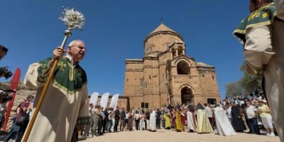 Ermeniyên cîhanê ji bo ayîna salane li Dêra Axtamarê civiyan